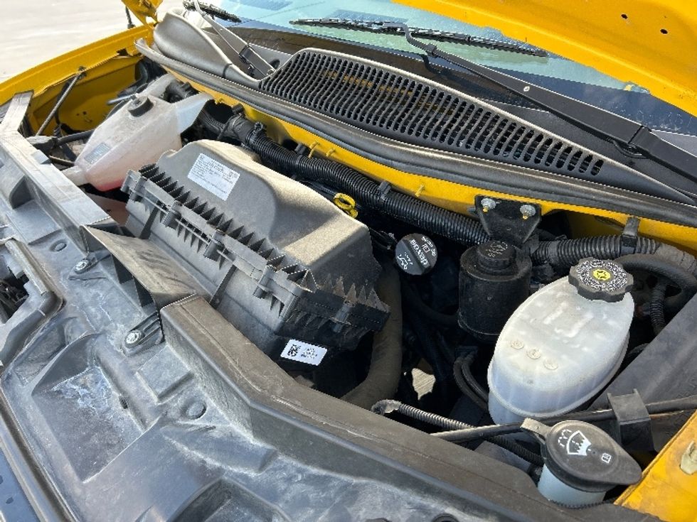 Light Duty Box Truck-Light and Medium Duty Trucks-GMC-2021-Savana G33503-Katy-TX-105,485\n\t\tmiles-$ 25,750 - Image 23