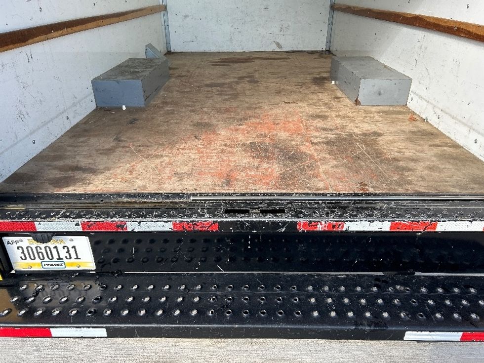 Light Duty Box Truck-Light and Medium Duty Trucks-GMC-2021-Savana G33503-Katy-TX-105,485\n\t\tmiles-$ 25,750 - Image 9