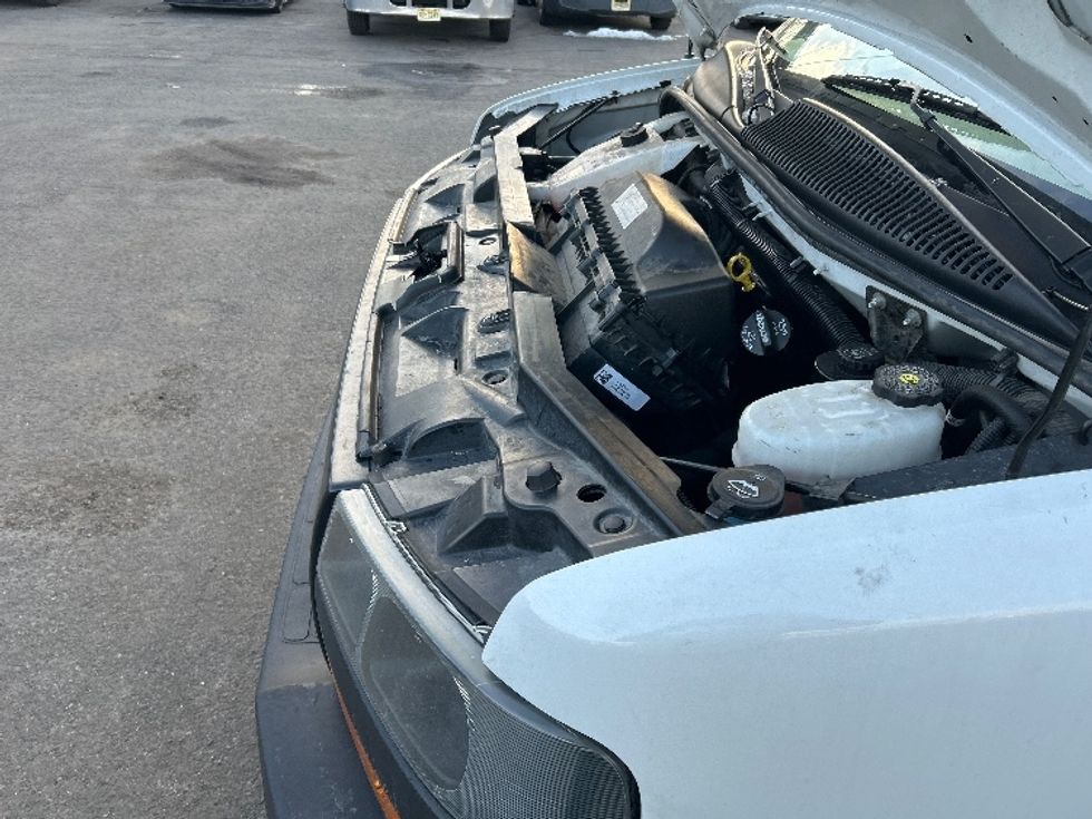 Light Duty Box Truck-Light and Medium Duty Trucks-GMC-2021-Savana G33503-Kearny-NJ-106,229\n\t\tmiles-$ 27,250 - Image 21