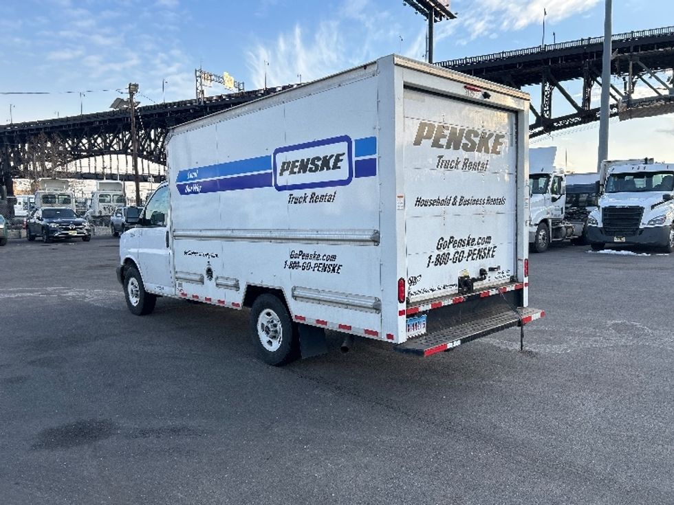 Light Duty Box Truck-Light and Medium Duty Trucks-GMC-2021-Savana G33503-Kearny-NJ-106,229\n\t\tmiles-$ 27,250 - Image 5