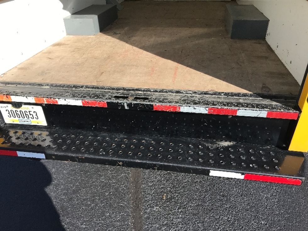 Light Duty Box Truck-Light and Medium Duty Trucks-GMC-2021-Savana G33503-Kennesaw-GA-104,465\n\t\tmiles-$ 26,250 - Image 10