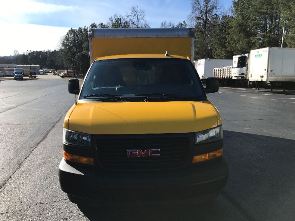 Light Duty Box Truck-Light and Medium Duty Trucks-GMC-2021-Savana G33503-Kennesaw-GA-104,465\n\t\tmiles-$ 26,250 - Image 2