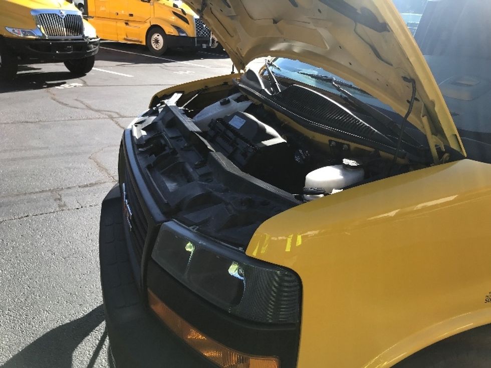 Light Duty Box Truck-Light and Medium Duty Trucks-GMC-2021-Savana G33503-Kennesaw-GA-104,465\n\t\tmiles-$ 26,250 - Image 24