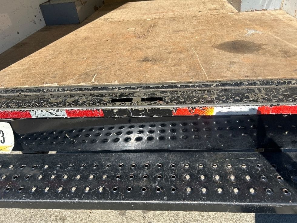 Light Duty Box Truck-Light and Medium Duty Trucks-GMC-2021-Savana G33503-Kennesaw-GA-105,164\n\t\tmiles-$ 29,500 - Image 9