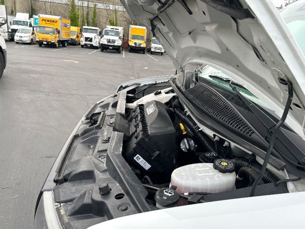 Light Duty Box Truck-Light and Medium Duty Trucks-GMC-2021-Savana G33503-Kent-WA-110,816\n\t\tmiles-$ 29,000 - Image 20