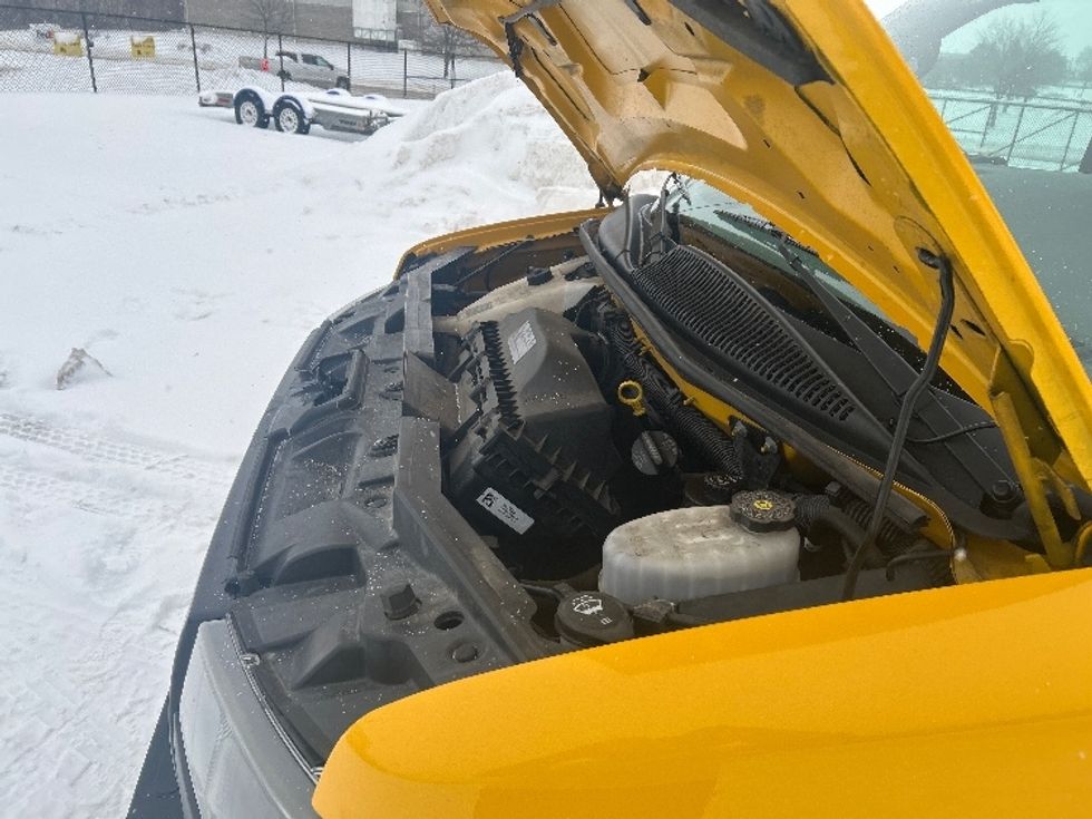 Light Duty Box Truck-Light and Medium Duty Trucks-GMC-2021-Savana G33503-Kentwood-MI-102,875\n\t\tmiles-$ 25,750 - Image 23