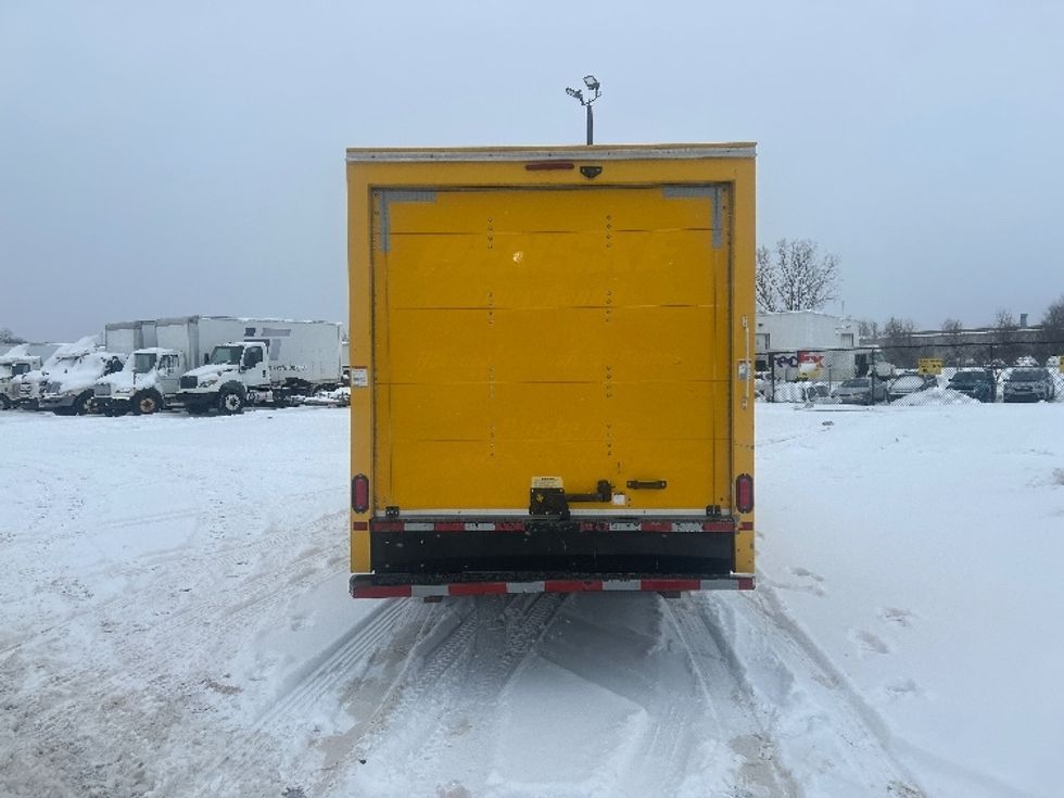 Light Duty Box Truck-Light and Medium Duty Trucks-GMC-2021-Savana G33503-Kentwood-MI-102,875\n\t\tmiles-$ 25,750 - Image 7