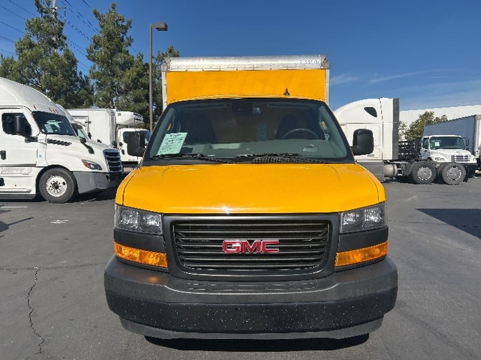 Light Duty Box Truck-Light and Medium Duty Trucks-GMC-2021-Savana G33503-La Mirada-CA-100,752\n\t\tmiles-$ 27,500 - Image 2