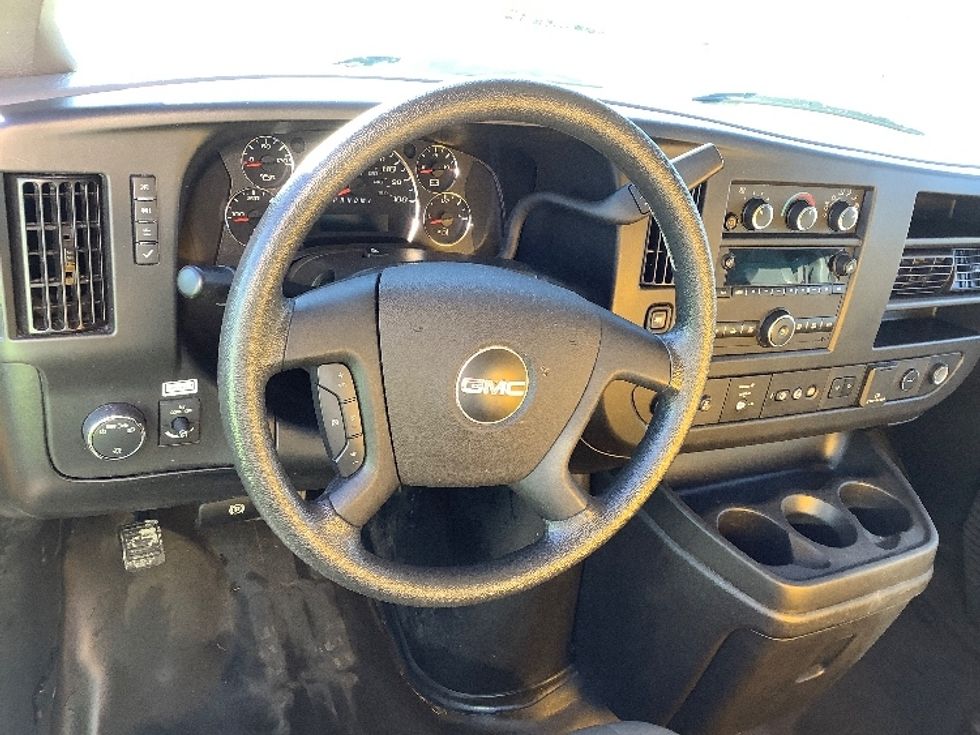 Light Duty Box Truck-Light and Medium Duty Trucks-GMC-2021-Savana G33503-Lacey-WA-107,667\n\t\tmiles-$ 26,750 - Image 18