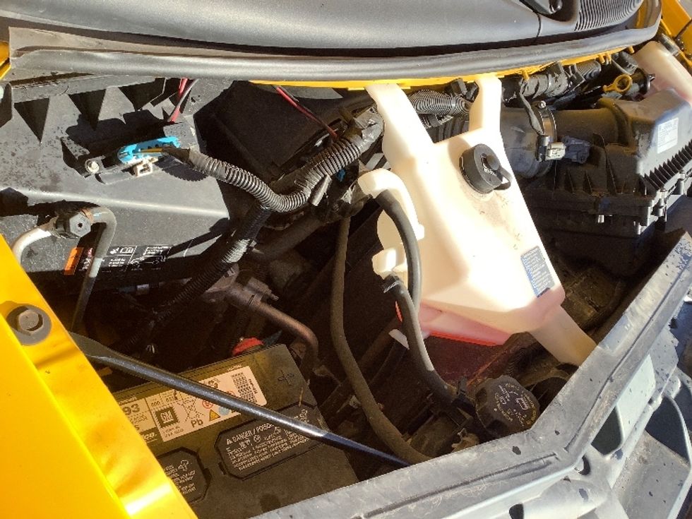 Light Duty Box Truck-Light and Medium Duty Trucks-GMC-2021-Savana G33503-Lacey-WA-107,667\n\t\tmiles-$ 26,750 - Image 23