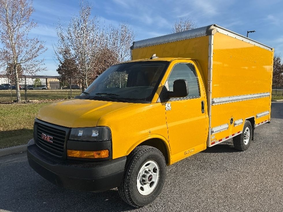 Light Duty Box Truck-Light and Medium Duty Trucks-GMC-2021-Savana G33503-Lafayette-LA-121,033\n\t\tmiles-$ 24,000 - Image 3