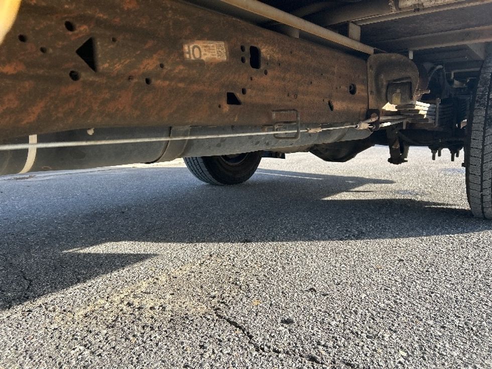 Light Duty Box Truck-Light and Medium Duty Trucks-GMC-2021-Savana G33503-Lafayette-LA-121,033\n\t\tmiles-$ 24,000 - Image 5