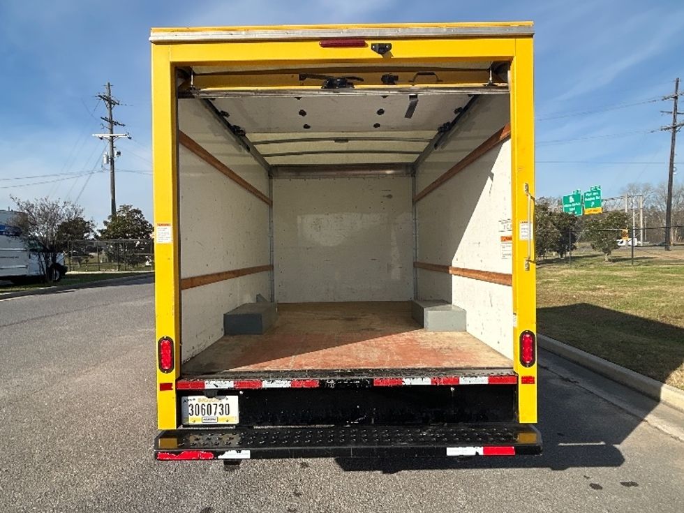 Light Duty Box Truck-Light and Medium Duty Trucks-GMC-2021-Savana G33503-Lafayette-LA-121,033\n\t\tmiles-$ 24,000 - Image 8