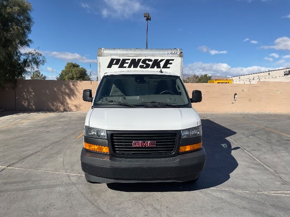 Light Duty Box Truck-Light and Medium Duty Trucks-GMC-2021-Savana G33503-Las Vegas-NV-112,283\n\t\tmiles-$ 29,000 - Image 2