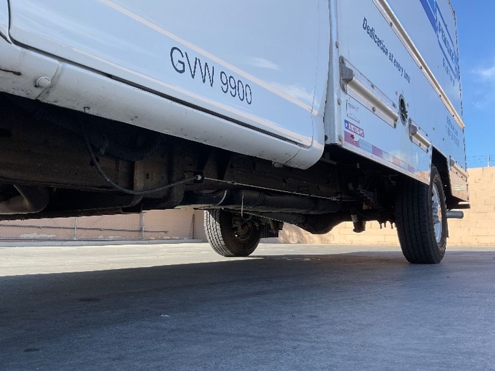 Light Duty Box Truck-Light and Medium Duty Trucks-GMC-2021-Savana G33503-Las Vegas-NV-112,283\n\t\tmiles-$ 29,000 - Image 5