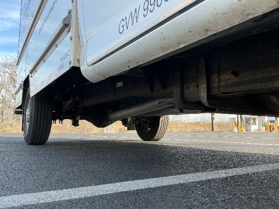 Light Duty Box Truck-Light and Medium Duty Trucks-GMC-2021-Savana G33503-Lexington-KY-75,366\n\t\tmiles-$ 30,750 - Image 13