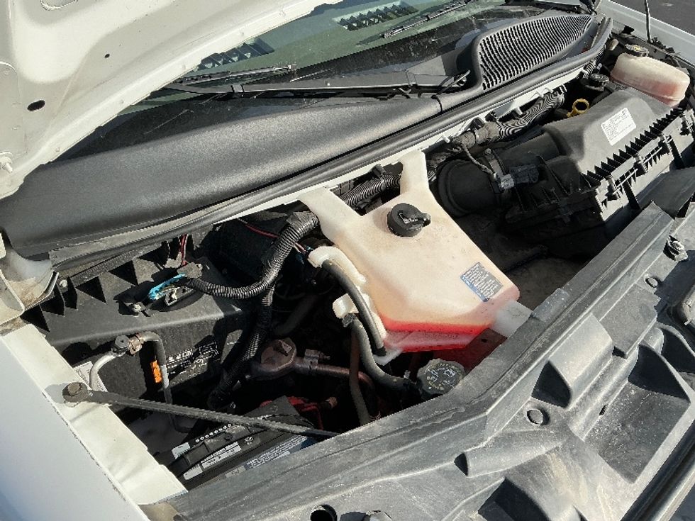 Light Duty Box Truck-Light and Medium Duty Trucks-GMC-2021-Savana G33503-Lexington-KY-75,366\n\t\tmiles-$ 30,750 - Image 22