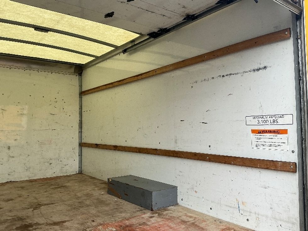 Light Duty Box Truck-Light and Medium Duty Trucks-GMC-2021-Savana G33503-Lexington-KY-99,579\n\t\tmiles-$ 25,750 - Image 11