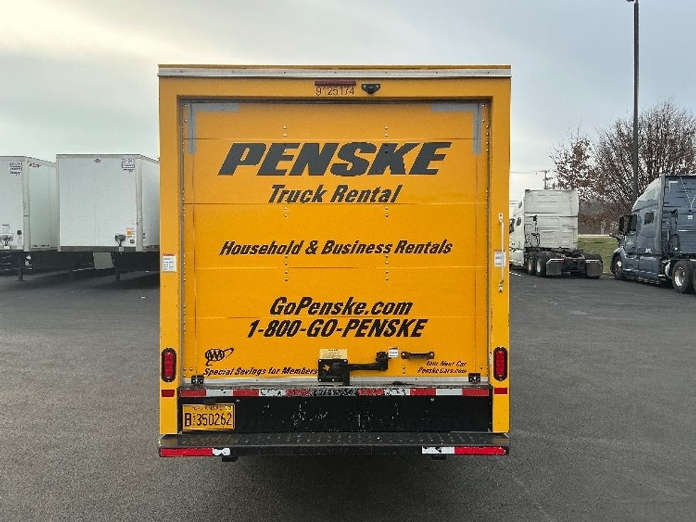 Light Duty Box Truck-Light and Medium Duty Trucks-GMC-2021-Savana G33503-Lexington-KY-99,579\n\t\tmiles-$ 25,750 - Image 7