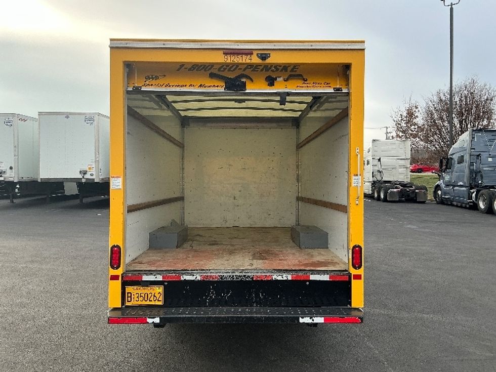 Light Duty Box Truck-Light and Medium Duty Trucks-GMC-2021-Savana G33503-Lexington-KY-99,579\n\t\tmiles-$ 25,750 - Image 8