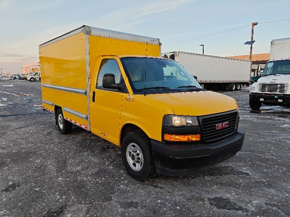 Light Duty Box Truck-Light and Medium Duty Trucks-GMC-2021-Savana G33503-Linden-NJ-101,195\n\t\tmiles-$ 25,500 - Image 1