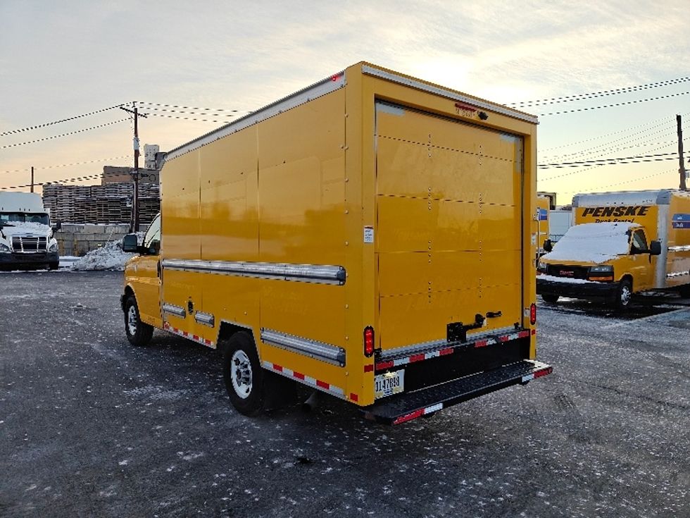 Light Duty Box Truck-Light and Medium Duty Trucks-GMC-2021-Savana G33503-Linden-NJ-101,195\n\t\tmiles-$ 25,500 - Image 6