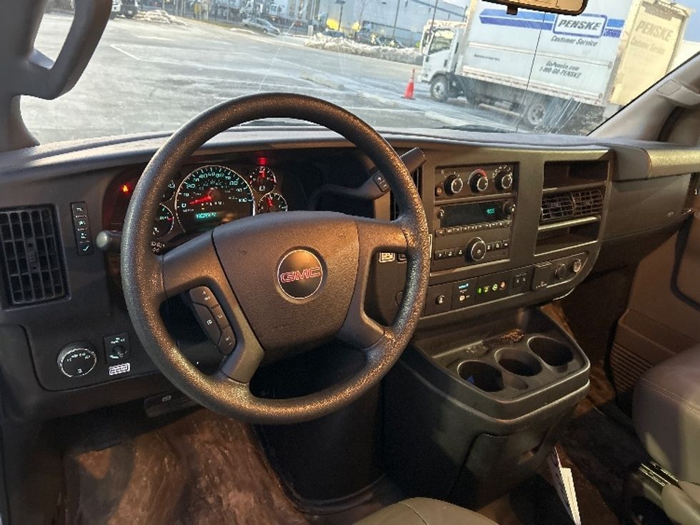 Light Duty Box Truck-Light and Medium Duty Trucks-GMC-2021-Savana G33503-Linden-NJ-102,768\n\t\tmiles-$ 27,750 - Image 14