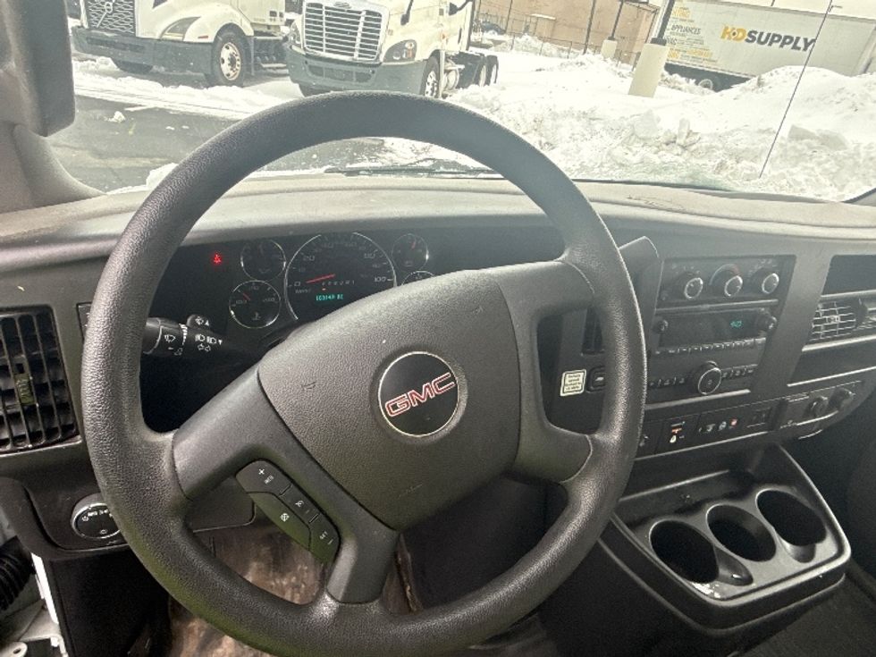 Light Duty Box Truck-Light and Medium Duty Trucks-GMC-2021-Savana G33503-Linden-NJ-103,150\n\t\tmiles-$ 27,750 - Image 16