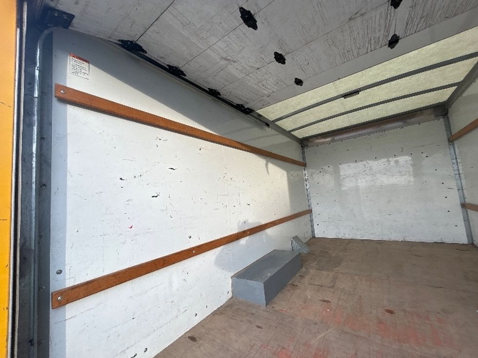 Light Duty Box Truck-Light and Medium Duty Trucks-GMC-2021-Savana G33503-Little Rock-AR-105,779\n\t\tmiles-$ 25,500 - Image 11