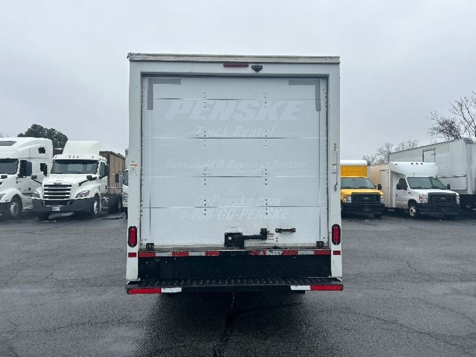 Light Duty Box Truck-Light and Medium Duty Trucks-GMC-2021-Savana G33503-Little Rock-AR-113,803\n\t\tmiles-$ 27,000 - Image 6