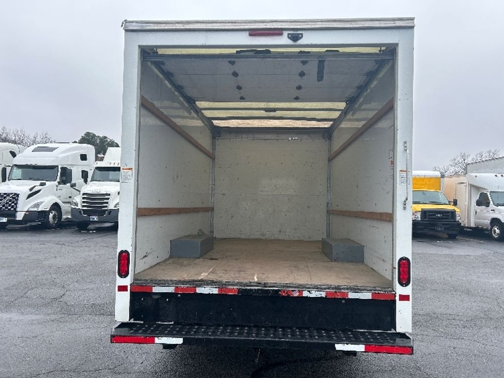 Light Duty Box Truck-Light and Medium Duty Trucks-GMC-2021-Savana G33503-Little Rock-AR-113,803\n\t\tmiles-$ 27,000 - Image 7