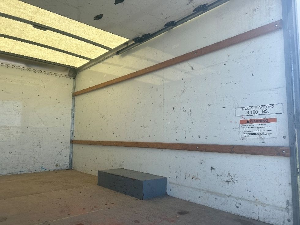 Light Duty Box Truck-Light and Medium Duty Trucks-GMC-2021-Savana G33503-Little Rock-AR-114,114\n\t\tmiles-$ 27,000 - Image 10