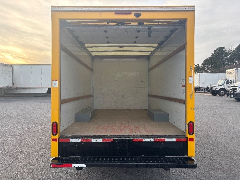 Light Duty Box Truck-Light and Medium Duty Trucks-GMC-2021-Savana G33503-Little Rock-AR-119,213\n\t\tmiles-$ 24,750 - Image 8
