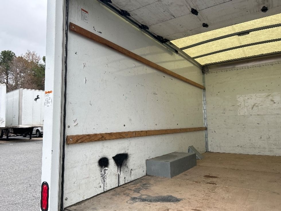 Light Duty Box Truck-Light and Medium Duty Trucks-GMC-2021-Savana G33503-Little Rock-AR-120,103\n\t\tmiles-$ 26,250 - Image 9