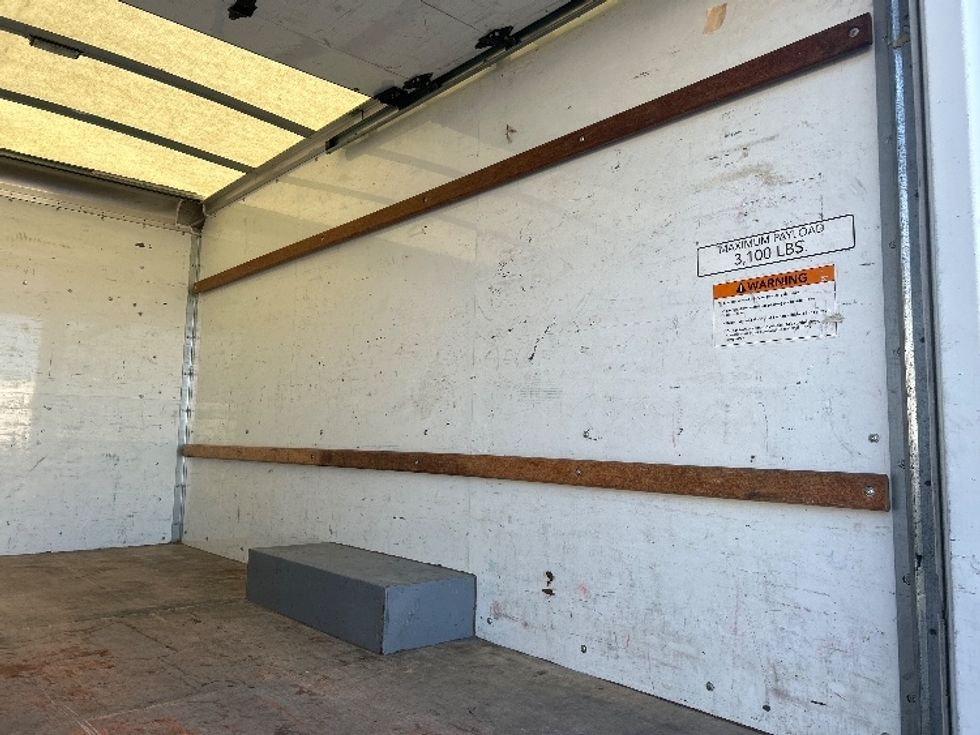 Light Duty Box Truck-Light and Medium Duty Trucks-GMC-2021-Savana G33503-Little Rock-AR-123,485\n\t\tmiles-$ 26,500 - Image 10