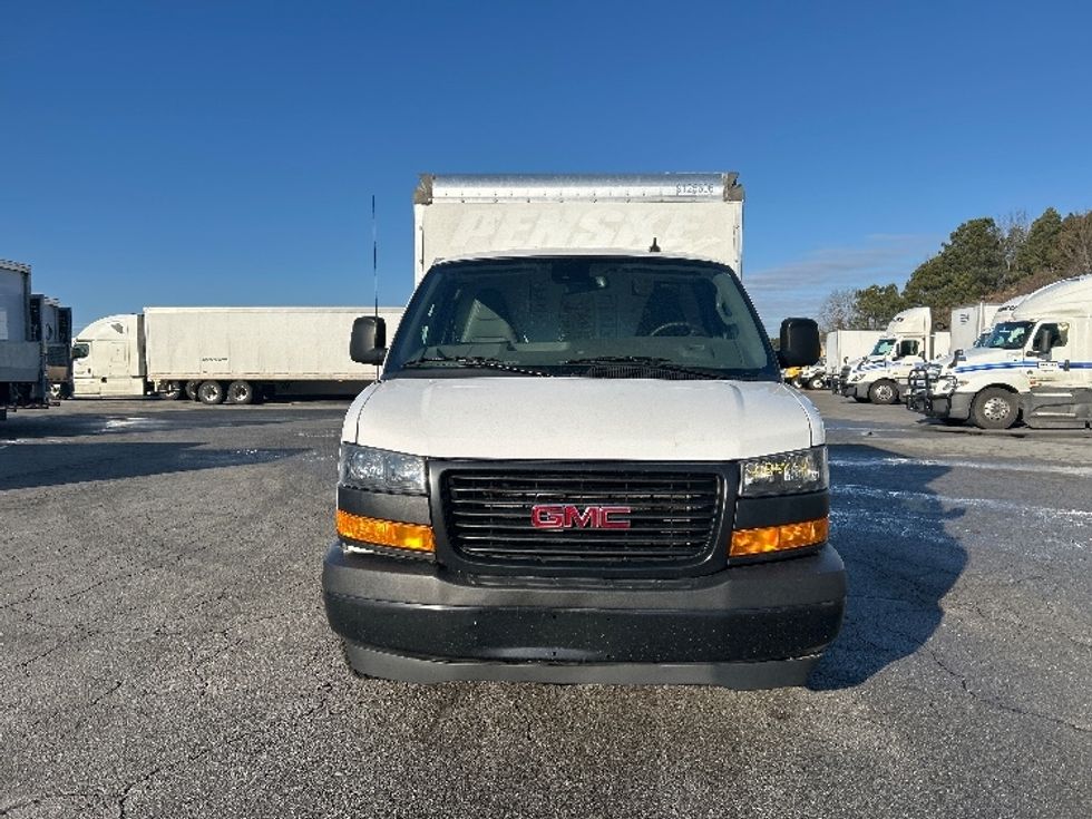 Light Duty Box Truck-Light and Medium Duty Trucks-GMC-2021-Savana G33503-Little Rock-AR-123,485\n\t\tmiles-$ 26,500 - Image 2