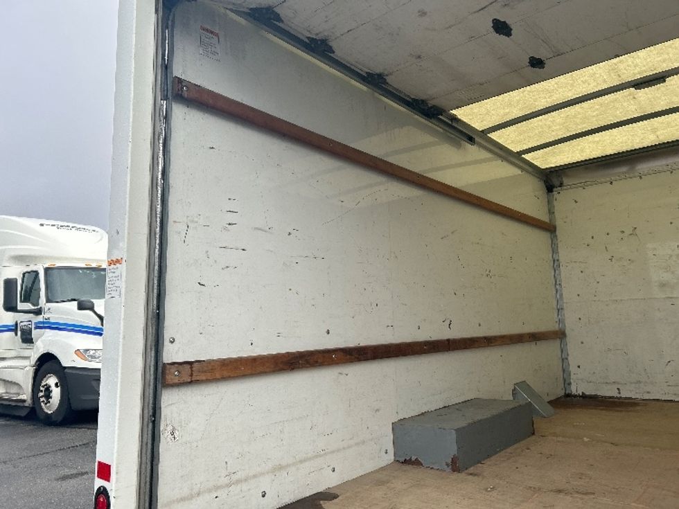 Light Duty Box Truck-Light and Medium Duty Trucks-GMC-2021-Savana G33503-Little Rock-AR-131,127\n\t\tmiles-$ 24,750 - Image 9