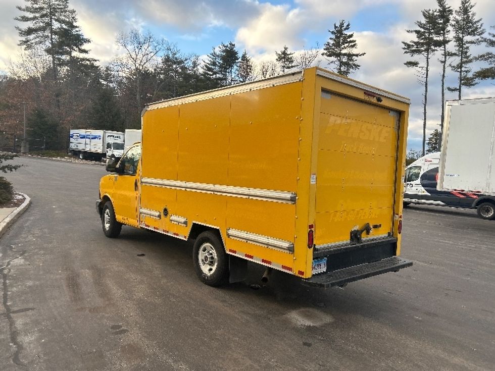 Light Duty Box Truck-Light and Medium Duty Trucks-GMC-2021-Savana G33503-Londonderry-NH-101,374\n\t\tmiles-$ 24,750 - Image 5