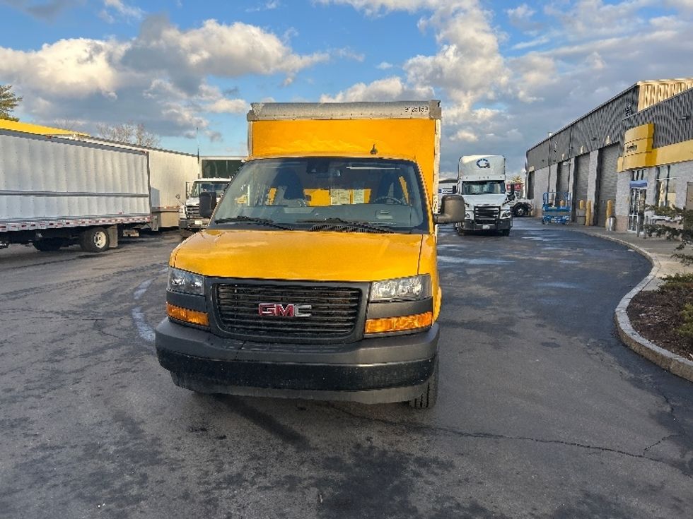 Light Duty Box Truck-Light and Medium Duty Trucks-GMC-2021-Savana G33503-Londonderry-NH-101,553\n\t\tmiles-$ 24,750 - Image 2