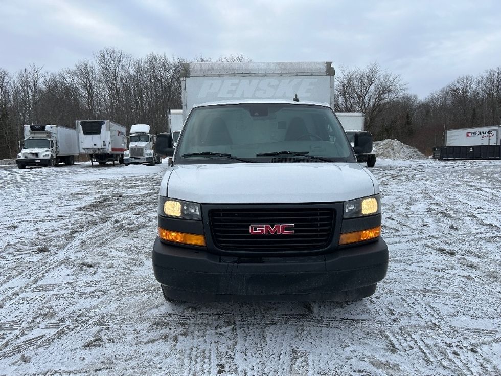Light Duty Box Truck-Light and Medium Duty Trucks-GMC-2021-Savana G33503-Londonderry-NH-104,794\n\t\tmiles-$ 26,750 - Image 2