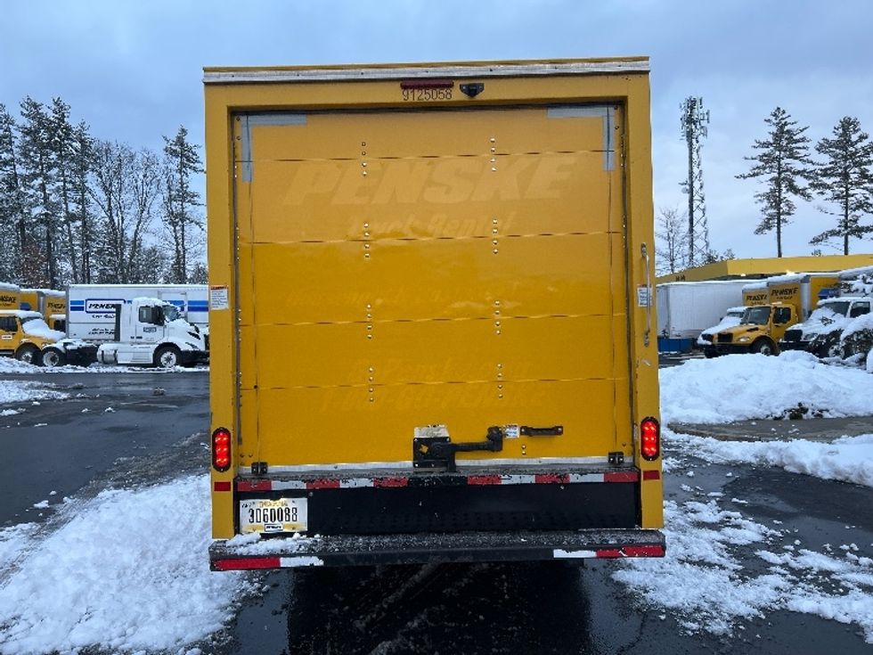 Light Duty Box Truck-Light and Medium Duty Trucks-GMC-2021-Savana G33503-Londonderry-NH-106,525\n\t\tmiles-$ 24,250 - Image 7