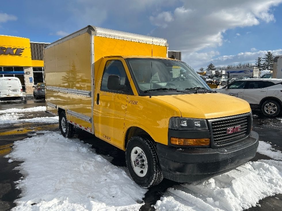 Light Duty Box Truck-Light and Medium Duty Trucks-GMC-2021-Savana G33503-Londonderry-NH-107,953\n\t\tmiles-$ 24,000 - Image 1