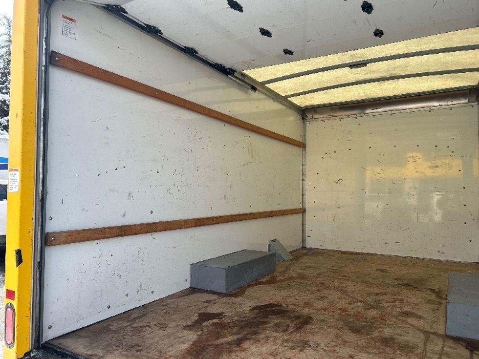 Light Duty Box Truck-Light and Medium Duty Trucks-GMC-2021-Savana G33503-Londonderry-NH-107,953\n\t\tmiles-$ 24,000 - Image 11