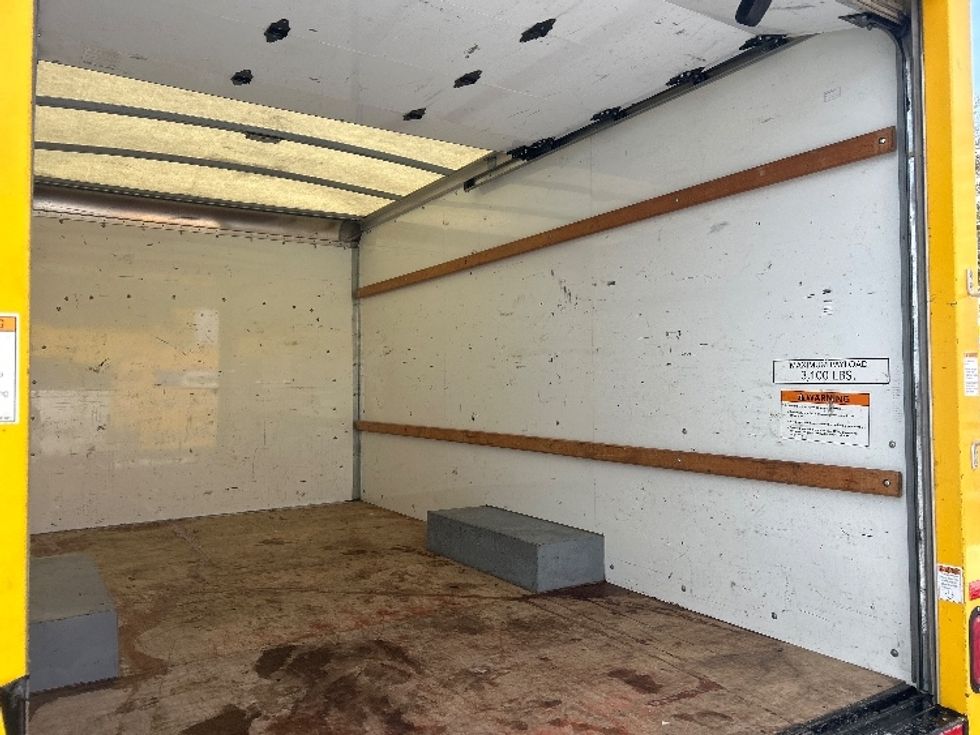 Light Duty Box Truck-Light and Medium Duty Trucks-GMC-2021-Savana G33503-Londonderry-NH-107,953\n\t\tmiles-$ 24,000 - Image 12