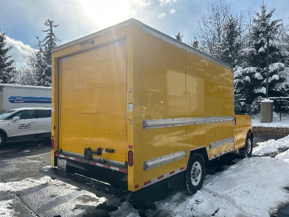 Light Duty Box Truck-Light and Medium Duty Trucks-GMC-2021-Savana G33503-Londonderry-NH-107,953\n\t\tmiles-$ 24,000 - Image 13