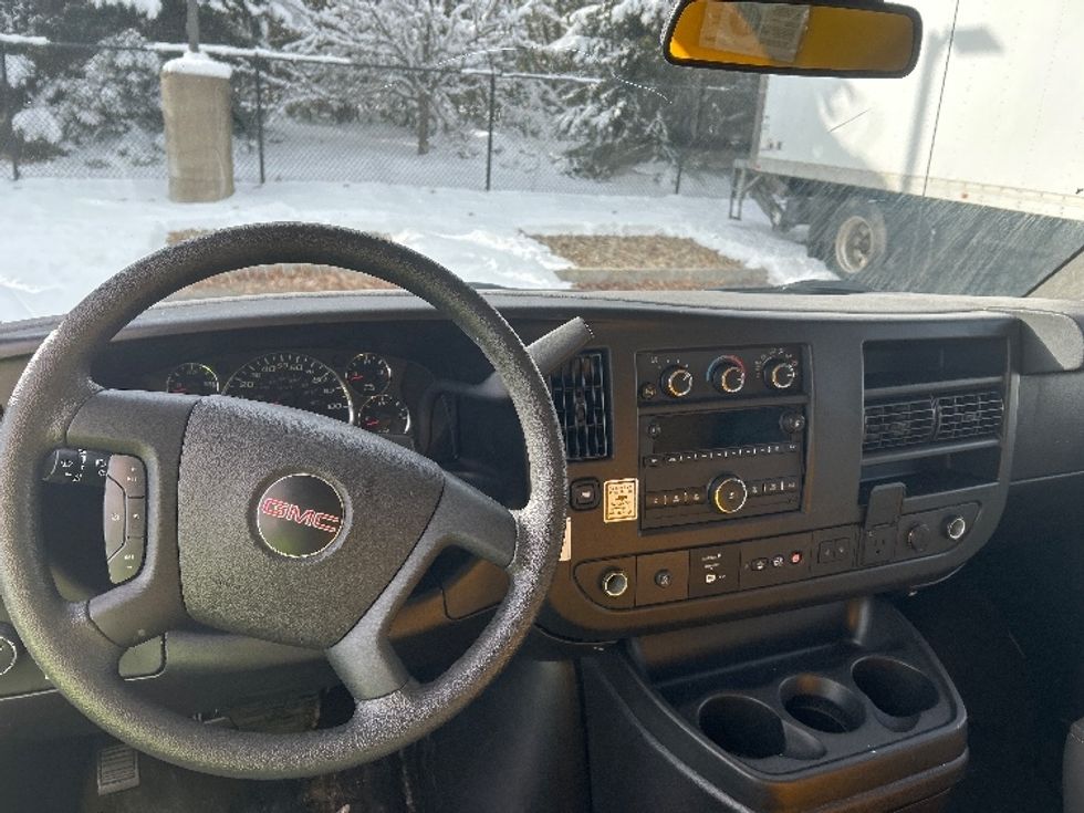 Light Duty Box Truck-Light and Medium Duty Trucks-GMC-2021-Savana G33503-Londonderry-NH-107,953\n\t\tmiles-$ 24,000 - Image 18