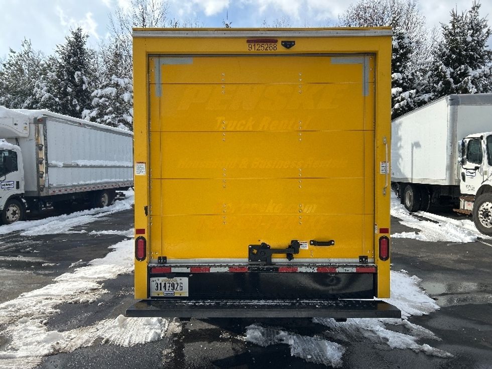 Light Duty Box Truck-Light and Medium Duty Trucks-GMC-2021-Savana G33503-Londonderry-NH-107,953\n\t\tmiles-$ 24,000 - Image 7