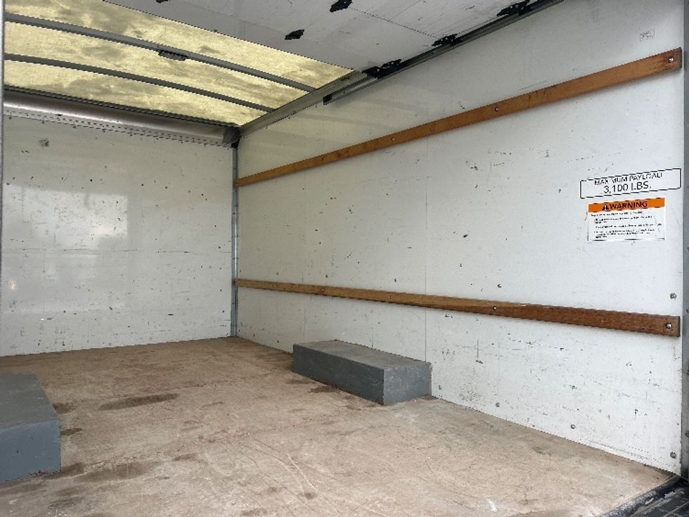 Light Duty Box Truck-Light and Medium Duty Trucks-GMC-2021-Savana G33503-Londonderry-NH-112,895\n\t\tmiles-$ 25,750 - Image 12