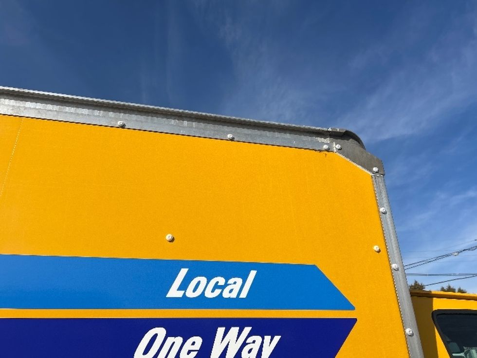 Light Duty Box Truck-Light and Medium Duty Trucks-GMC-2021-Savana G33503-Louisville-KY-122,156\n\t\tmiles-$ 23,250 - Image 27