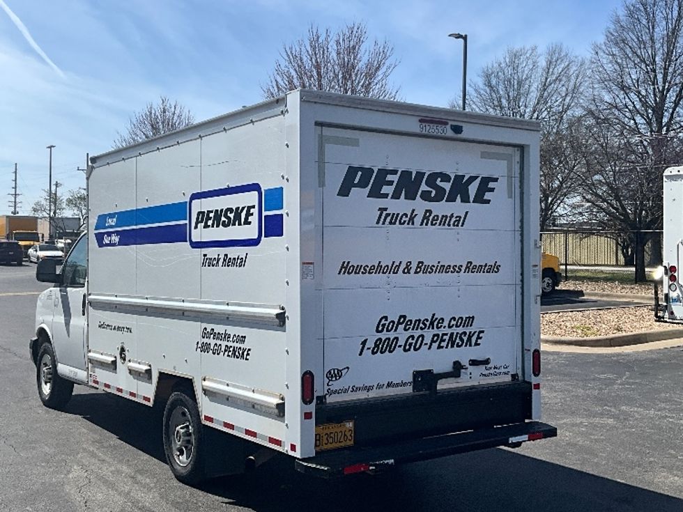 Light Duty Box Truck-Light and Medium Duty Trucks-GMC-2021-Savana G33503-Louisville-KY-130,028\n\t\tmiles-$ 25,000 - Image 6